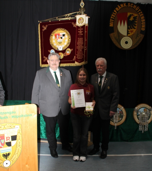 Die neue Trägerin des Gau Meisterschützenabzeichens